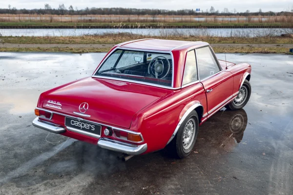 Foto 3 van fotogallerij Mercedes-Benz 280SL uit 1968