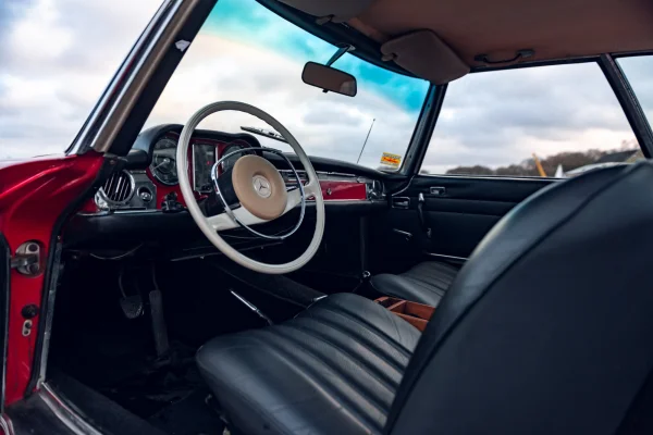 Foto 13 van fotogallerij Mercedes-Benz 280SL uit 1968