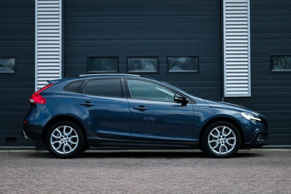 Foto 4 van fotogallerij Volvo V40 Cross Country 1.5 T3 Polar+ Luxury uit 2019
