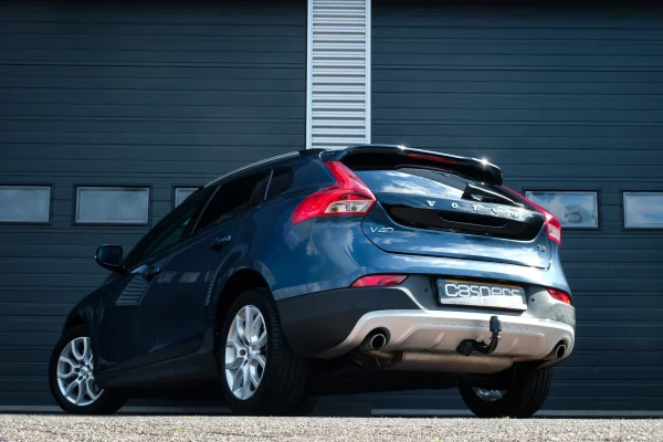 Foto 1 van fotogallerij Volvo V40 Cross Country 1.5 T3 Polar+ Luxury uit 2019