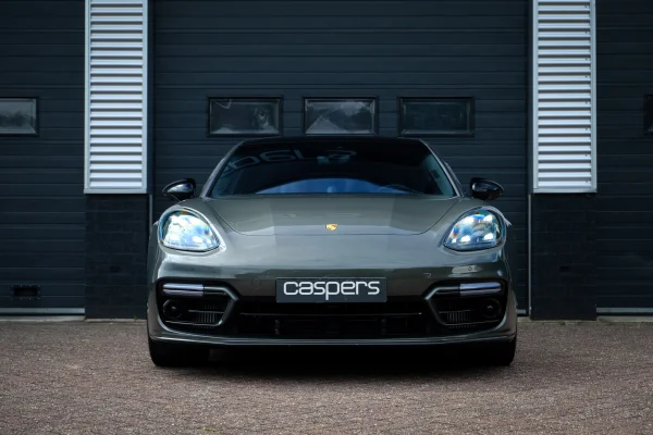 Foto 2 van fotogallerij Porsche Panamera 4.0 Turbo S E-Hybrid uit 2021