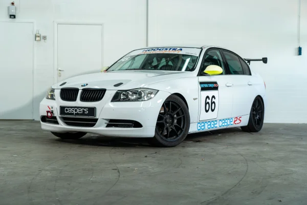 Foto 1 van fotogallerij BMW E90 330i Cup pakket uit 2006