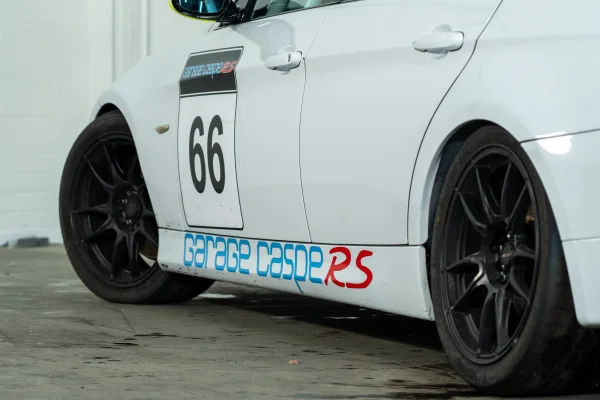 Foto 19 van fotogallerij BMW E90 330i Cup pakket uit 2006