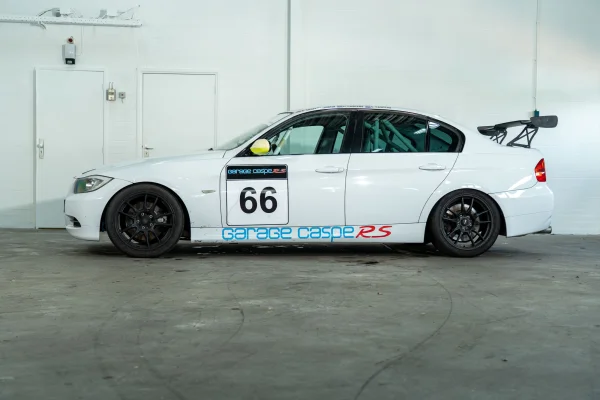 Foto 6 van fotogallerij BMW E90 330i Cup pakket uit 2006