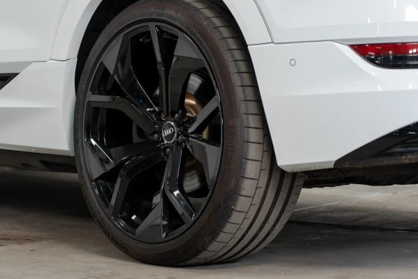 Foto 19 van fotogallerij Audi E-Tron 55 Quattro S-Line Pro Line Plus uit 2019