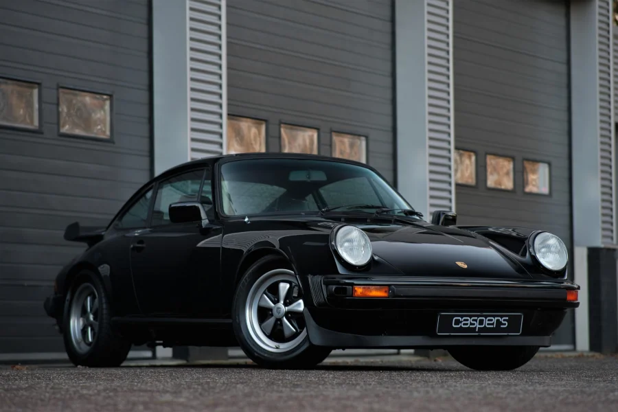 Foto 0 van fotogallerij Porsche 911 3.2 Carrera Turbo uit 1986