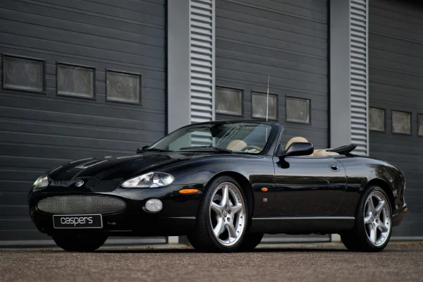 Foto 2 van fotogallerij Jaguar XKR 4.2 V8 Convertible uit 2005