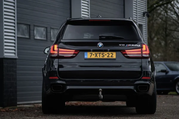 Foto 3 van fotogallerij BMW X5 M50d F15 uit 2014