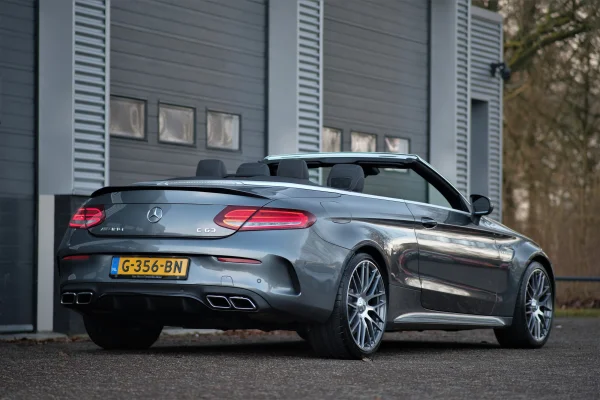 Foto 74 van fotogallerij Mercedes-Benz C63 AMG Cabrio uit 2018