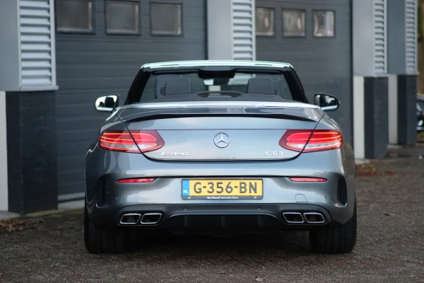 Foto 83 van fotogallerij Mercedes-Benz C63 AMG Cabrio uit 2018