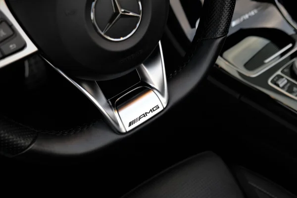 Foto 107 van fotogallerij Mercedes-Benz C63 AMG Cabrio uit 2018