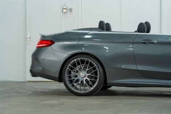 Foto 29 van fotogallerij Mercedes-Benz C63 AMG Cabrio uit 2018