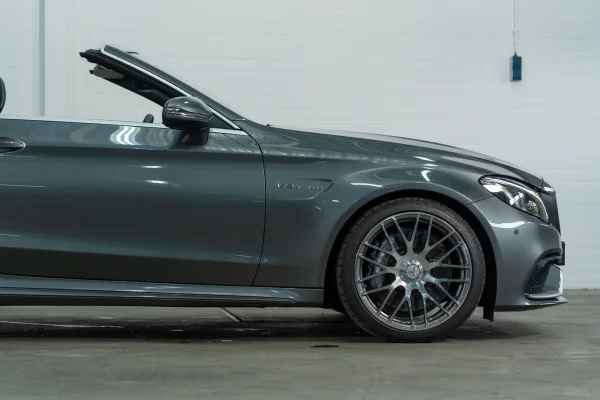 Foto 30 van fotogallerij Mercedes-Benz C63 AMG Cabrio uit 2018