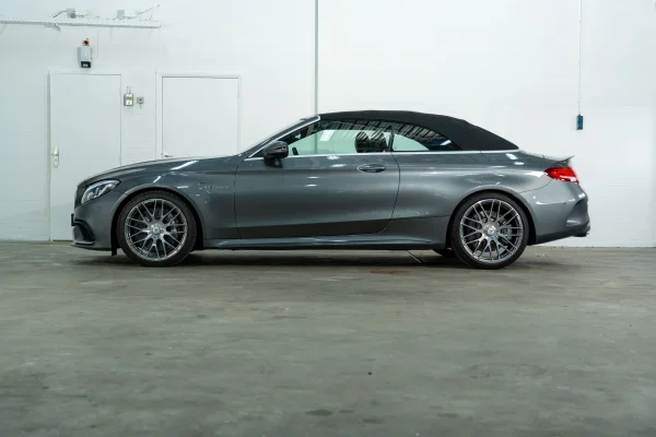 Foto 12 van fotogallerij Mercedes-Benz C63 AMG Cabrio uit 2018