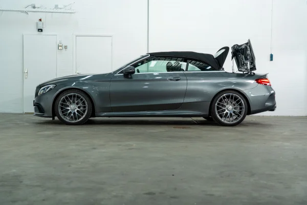 Foto 13 van fotogallerij Mercedes-Benz C63 AMG Cabrio uit 2018