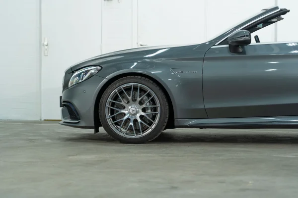 Foto 9 van fotogallerij Mercedes-Benz C63 AMG Cabrio uit 2018