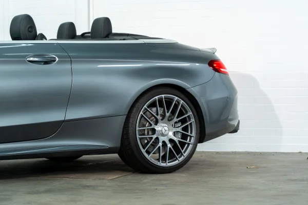 Foto 4 van fotogallerij Mercedes-Benz C63 AMG Cabrio uit 2018