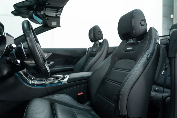 Foto 47 van fotogallerij Mercedes-Benz C63 AMG Cabrio uit 2018