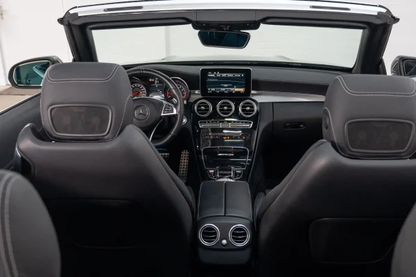 Foto 42 van fotogallerij Mercedes-Benz C63 AMG Cabrio uit 2018