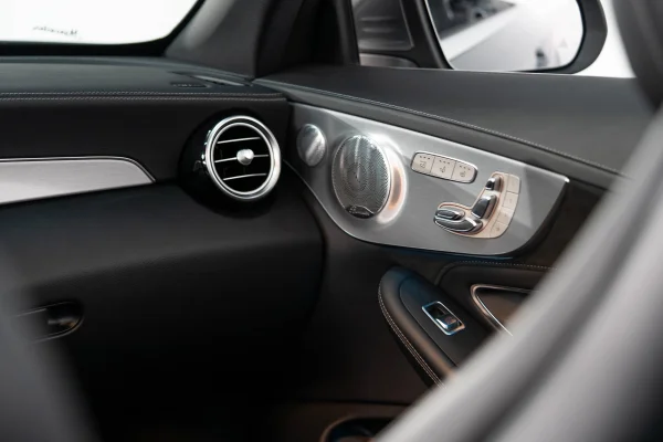Foto 65 van fotogallerij Mercedes-Benz C63 AMG Cabrio uit 2018
