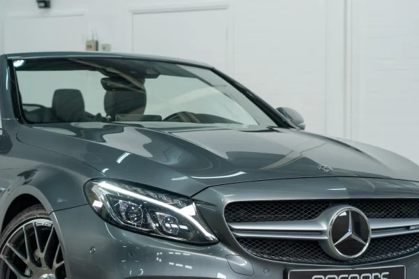 Foto 33 van fotogallerij Mercedes-Benz C63 AMG Cabrio uit 2018