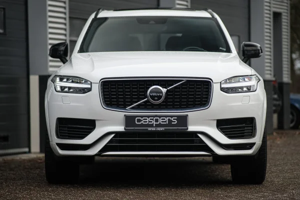 Foto 2 van fotogallerij Volvo XC90 T8 R-Design uit 2020