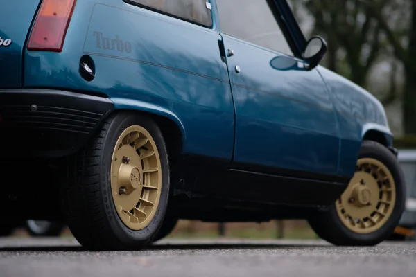 Foto 7 van fotogallerij Renault R5 Alpine Turbo uit 1984