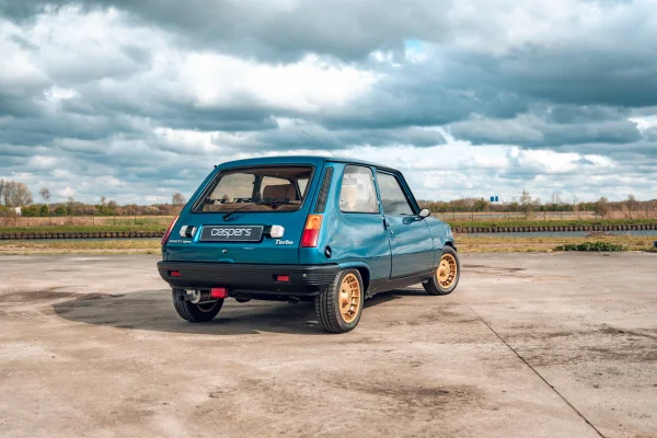 Foto 1 van fotogallerij Renault R5 Alpine Turbo uit 1984