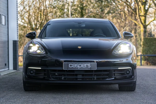 Foto 3 van fotogallerij Porsche Panamera Sport Turismo E-hybrid uit 2018