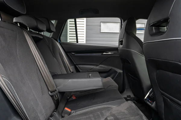 Foto 24 van fotogallerij Skoda Enyaq iV 80 Sportline uit 2021