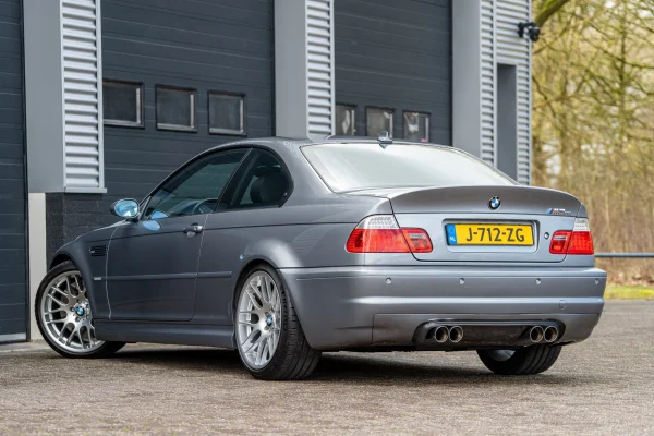 Foto 1 van fotogallerij BMW E46 M3 uit 2004