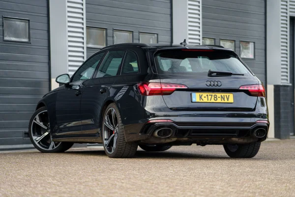 Foto 4 van fotogallerij Audi RS4 uit 2020