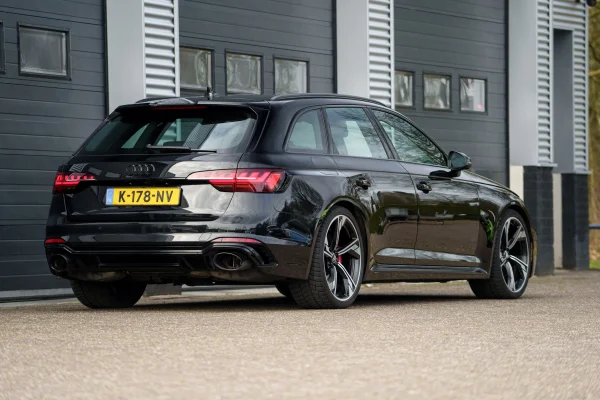 Foto 3 van fotogallerij Audi RS4 uit 2020