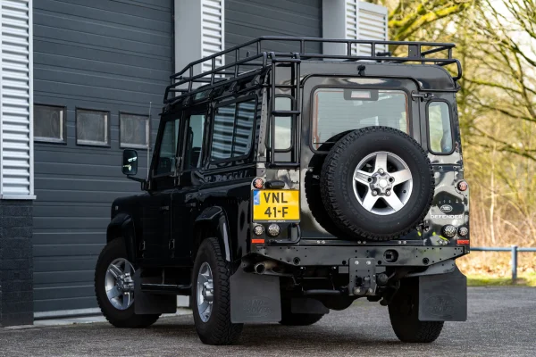 Foto 2 van fotogallerij Land Rover Defender 110 SE 2.2 TD4 uit 2014
