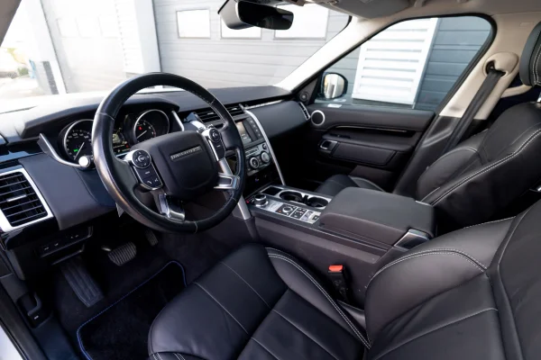 Foto 23 van fotogallerij Land Rover Discovery 5 uit 2018