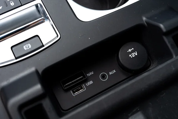 Foto 32 van fotogallerij Land Rover Discovery 5 uit 2018