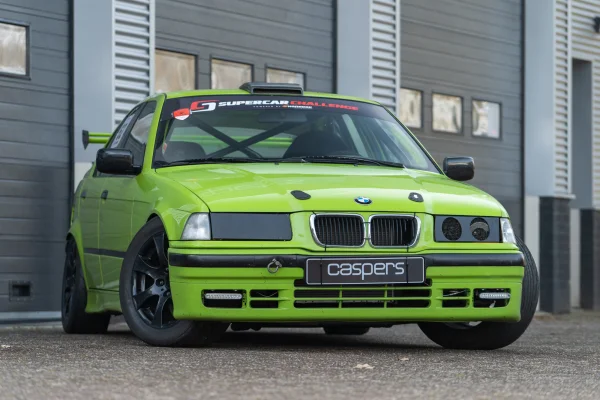 Foto 1 van fotogallerij BMW 325i E36 Sedan Ooperon Racer uit 1993