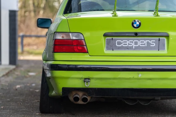 Foto 11 van fotogallerij BMW 325i E36 Sedan Ooperon Racer uit 1993