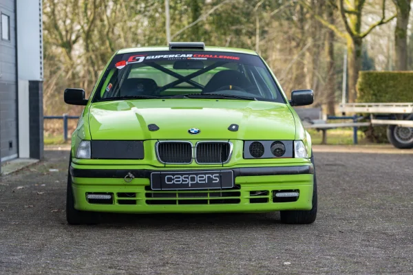 Foto 6 van fotogallerij BMW 325i E36 Sedan Ooperon Racer uit 1993