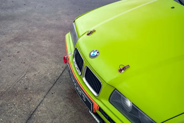 Foto 4 van fotogallerij BMW 325i E36 Sedan Ooperon Racer uit 1993