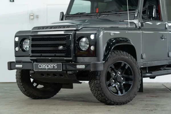 Foto 6 van fotogallerij Land Rover Defender 110 Td5 Urban uit 2002