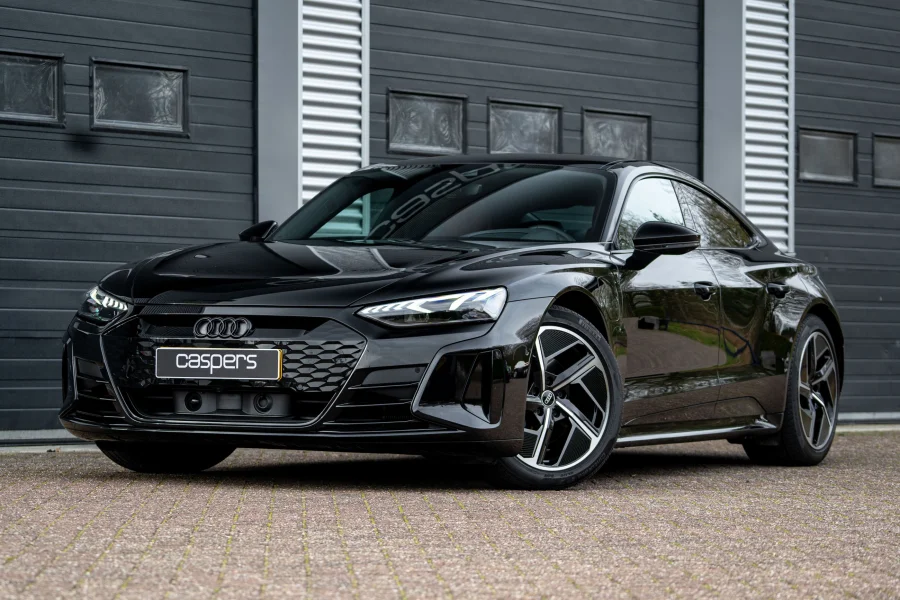 Foto 0 van fotogallerij Audi e-tron GT 93 kWh uit 2022