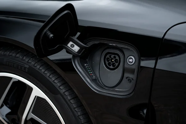 Foto 17 van fotogallerij Audi e-tron GT 93 kWh uit 2022