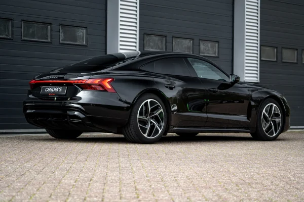 Foto 6 van fotogallerij Audi e-tron GT 93 kWh uit 2022