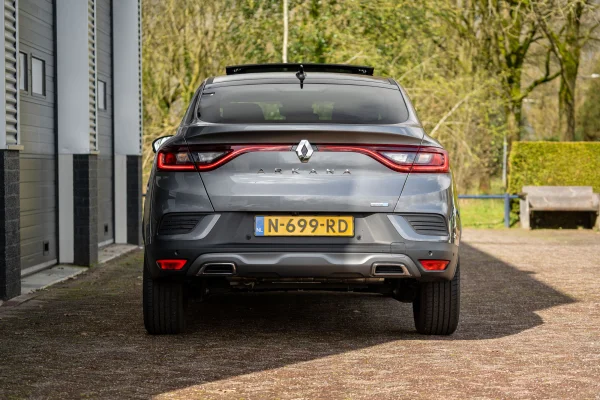 Foto 4 van fotogallerij Renault Arkana 1.6 E-TECH Hybrid uit 2021