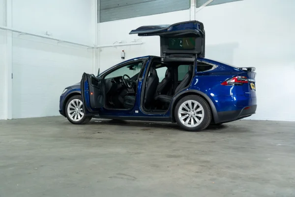 Foto 16 van fotogallerij Tesla Model X 90D uit 2017