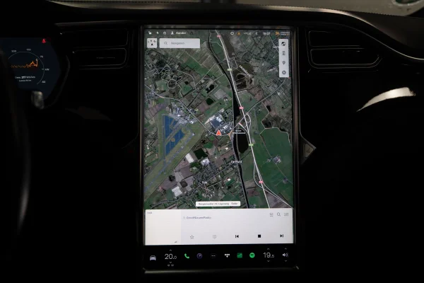 Foto 61 van fotogallerij Tesla Model X 90D uit 2017