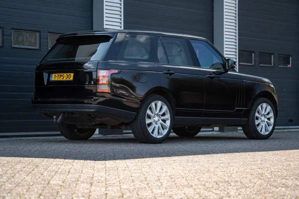 Foto 1 van fotogallerij Land Rover Range Rover TDV6 Vogue uit 2014