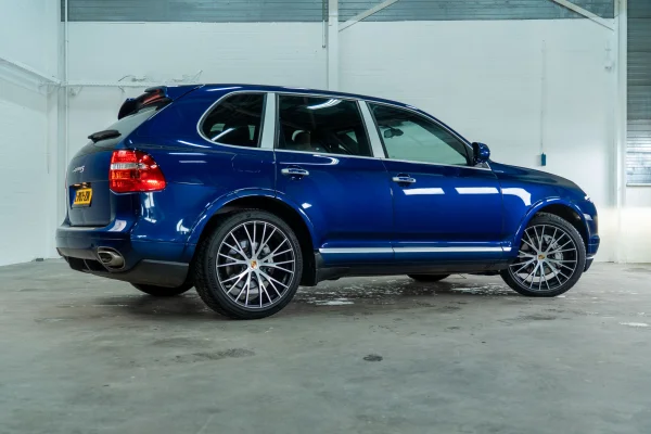 Foto 2 van fotogallerij Porsche Cayenne 4.8 S uit 2008