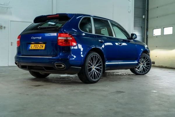 Foto 1 van fotogallerij Porsche Cayenne 4.8 S uit 2008